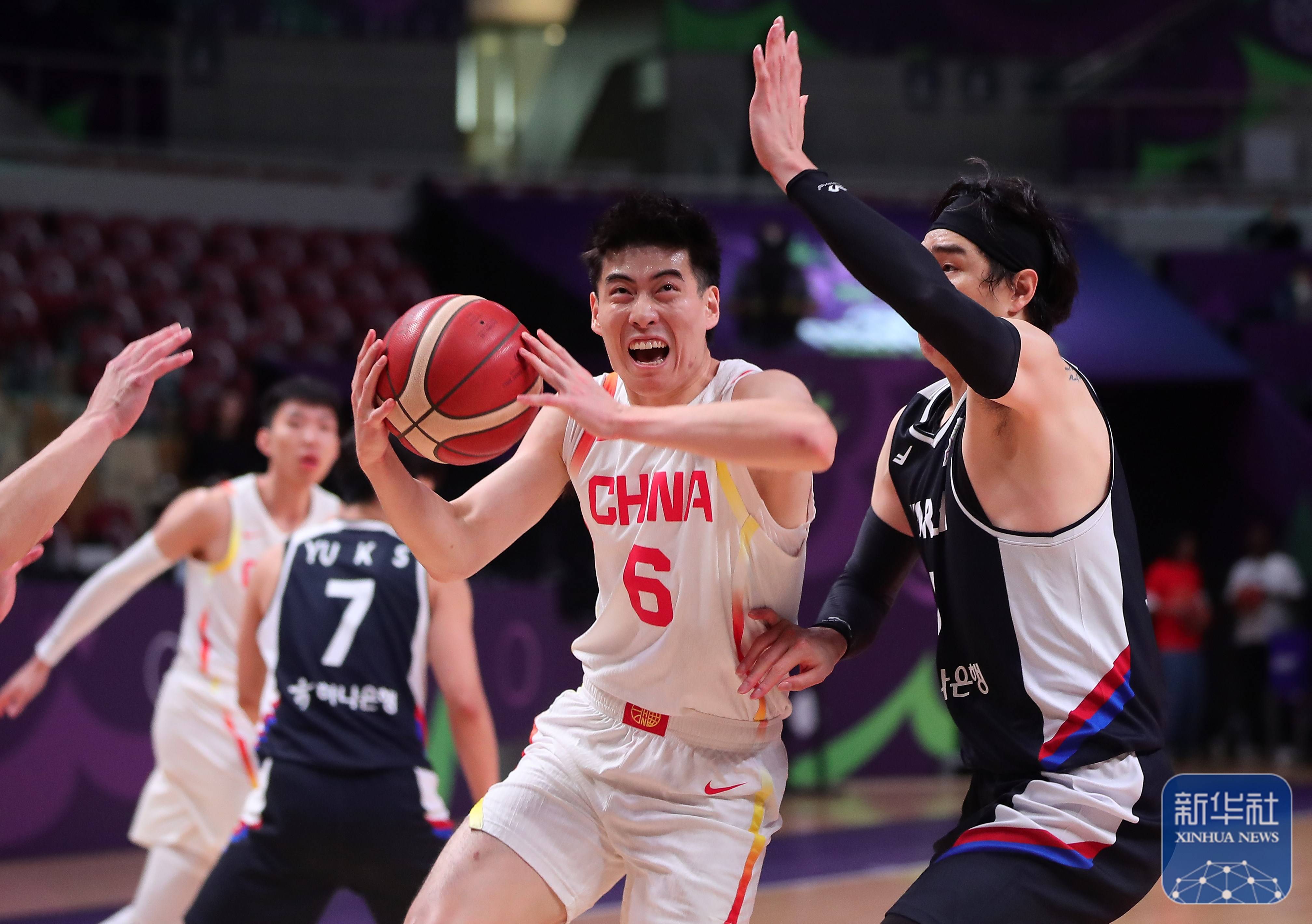 篮球丨国际篮联亚洲杯：中国队对阵韩国队