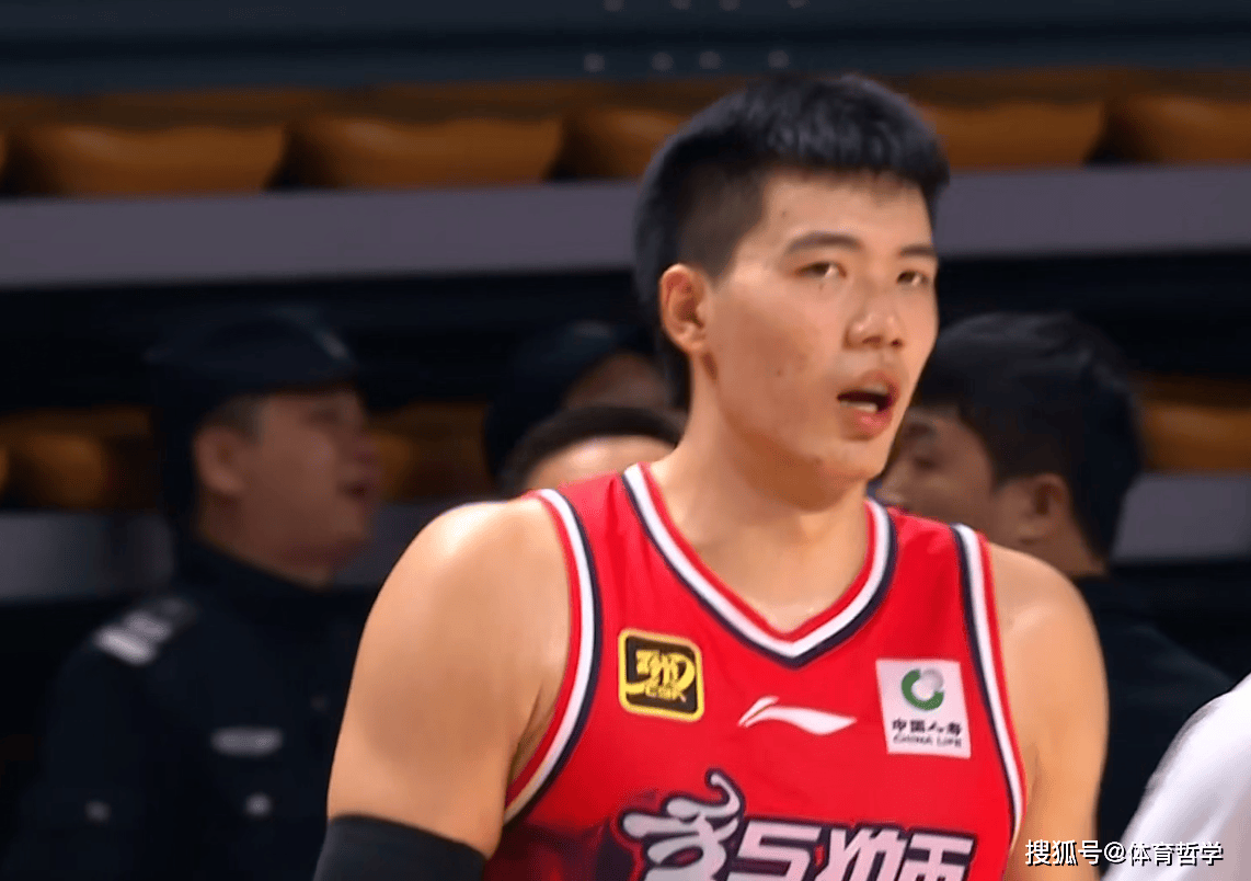 漫天要价!焦泊乔交易受阻,CBA还有一条大鱼,广东队可签约